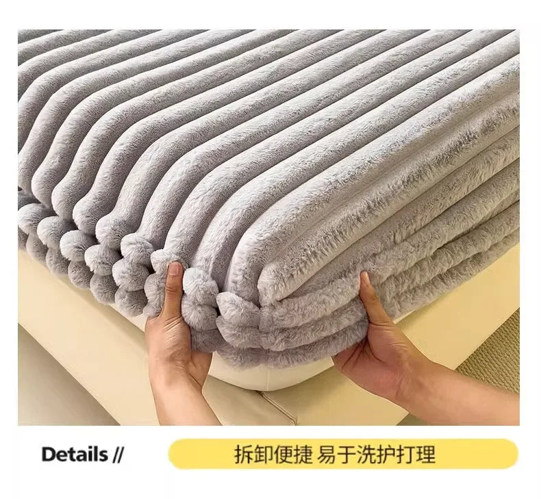 Winter Warm Velvet Bed Sheet Soft Student Dormitory Bedsheet Thick Fitted Sheet Mattress Protector Soft Bedspread Mattress Cover